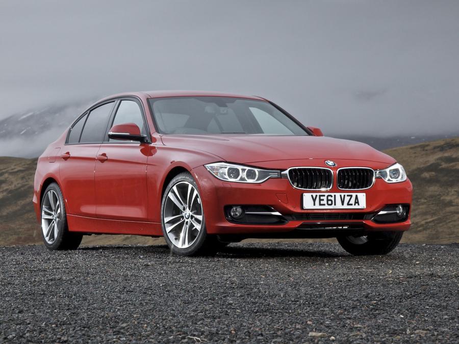  BMW 320d Sedan Sport Line 2012 года  (UK) (фото 2 из 16)